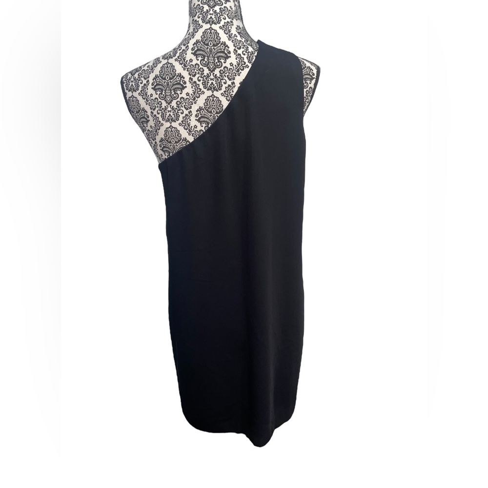 Cece one shoulder black Cocktail dress with bow feature. Size 10. EUC. - Picture 4 of 5